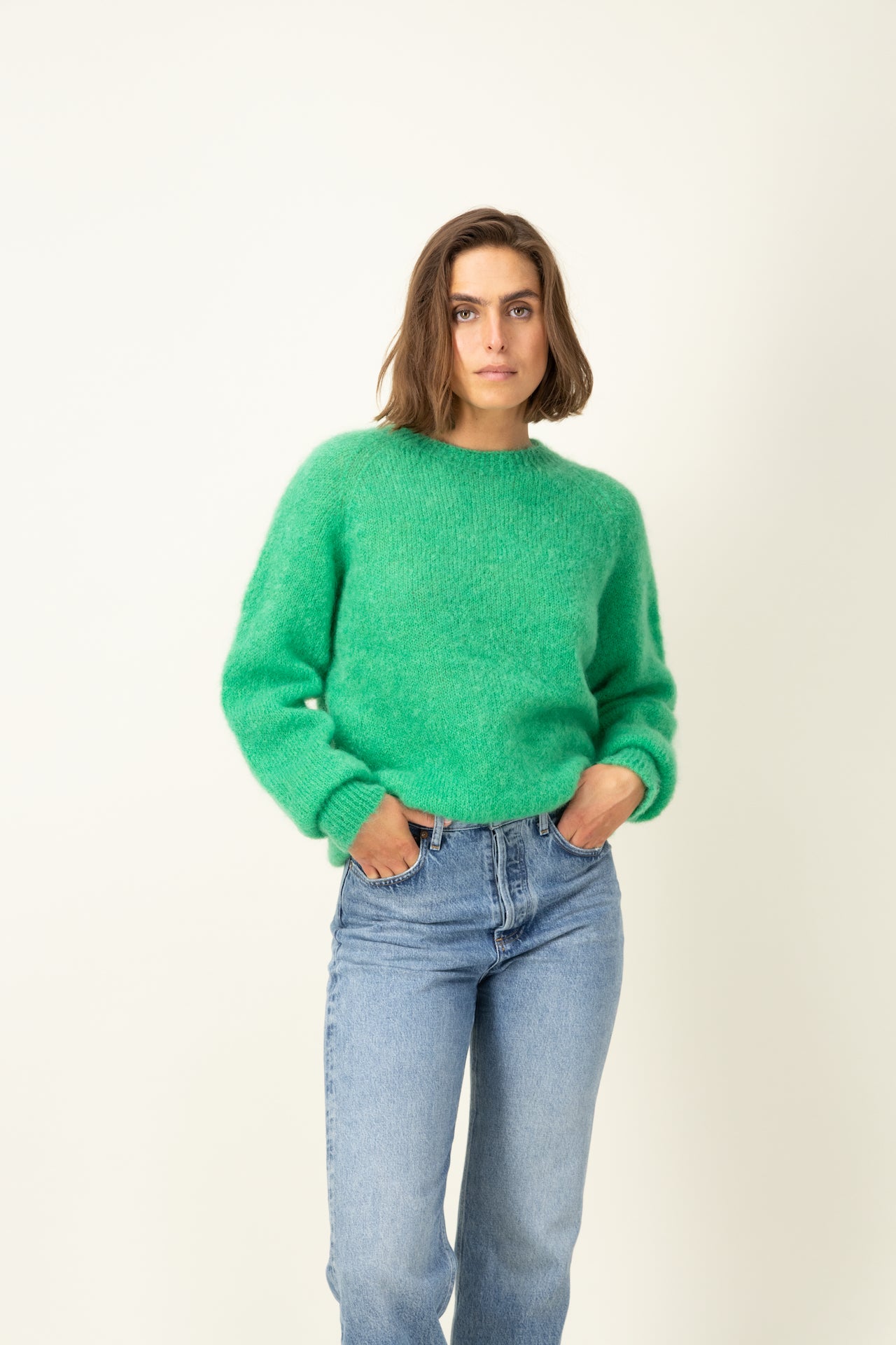 Produit Anouch col rond vert pomme confectionné par la marque Parisienne Tricots Jean Marc 1972.