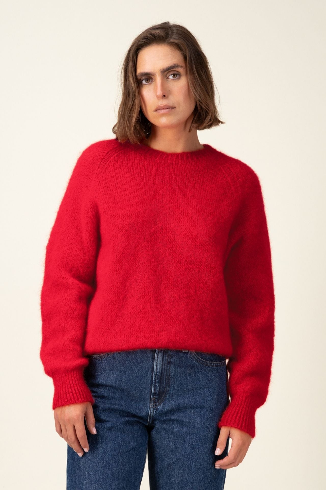 Produit Anouch col rond rouge confectionné par la marque Parisienne Tricots Jean Marc 1972.