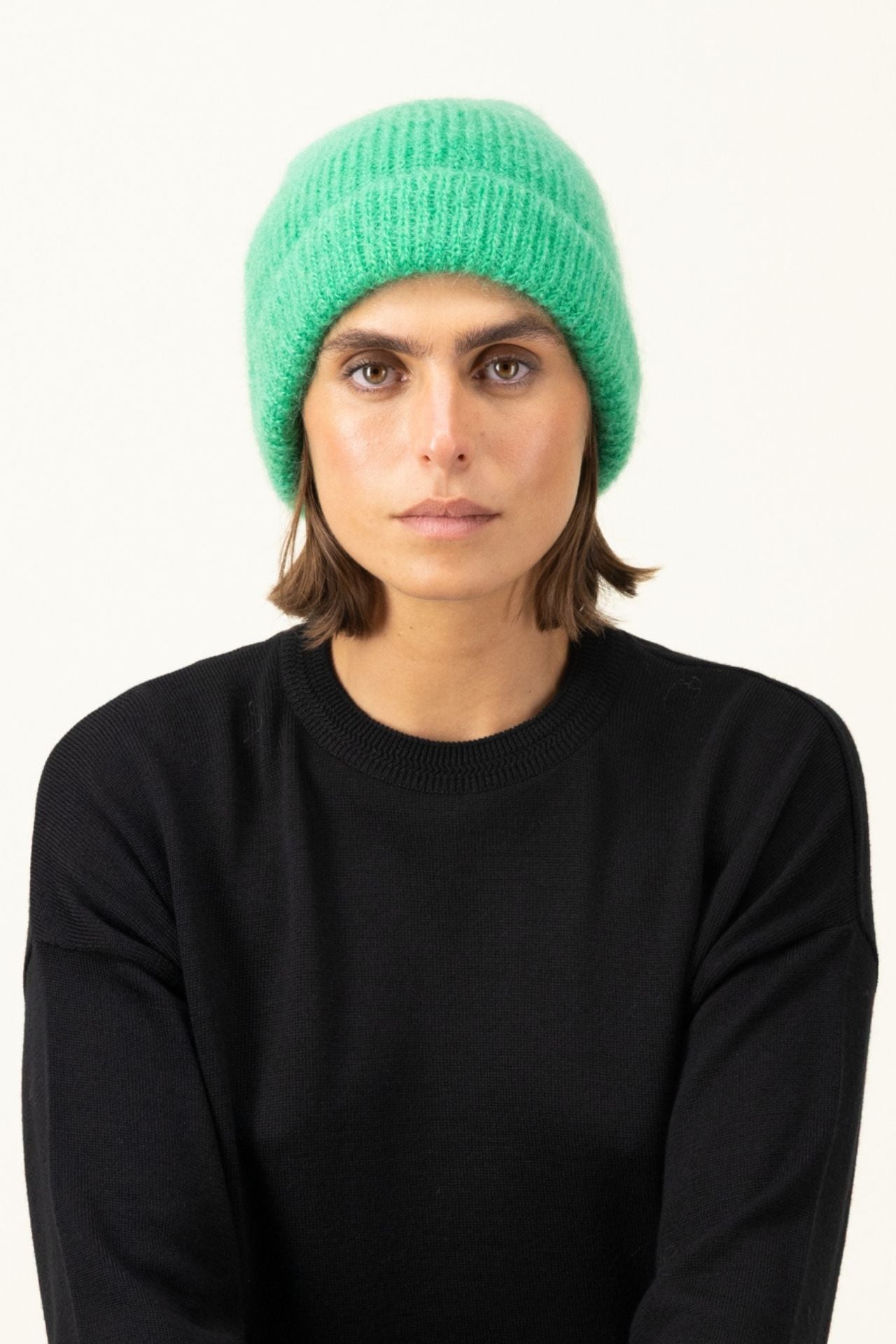 Produit Bonnet Anouch confectionné par la marque Parisienne Tricots Jean Marc 1972.