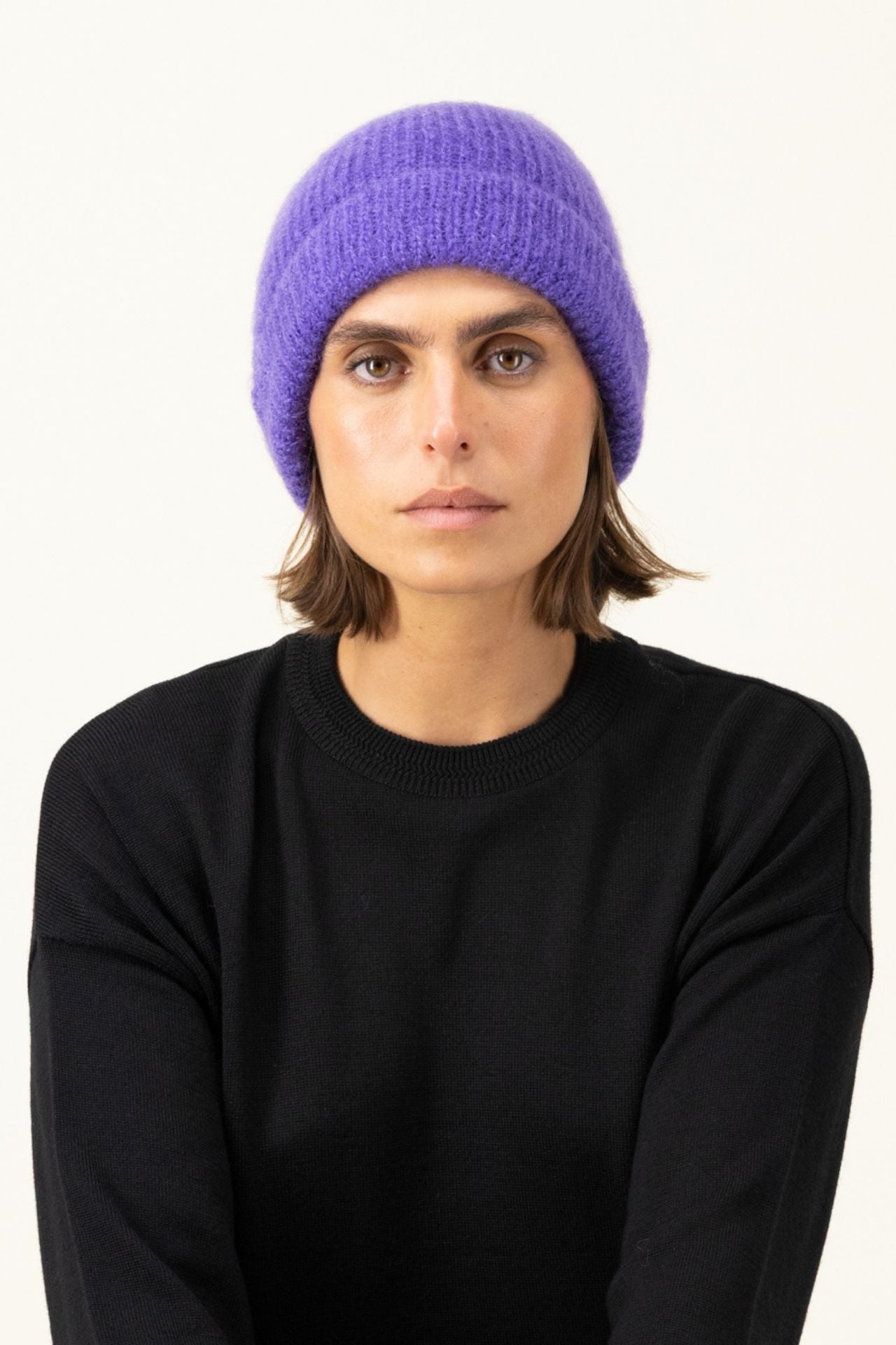 Produit Bonnet Anouch confectionné par la marque Parisienne Tricots Jean Marc 1972.