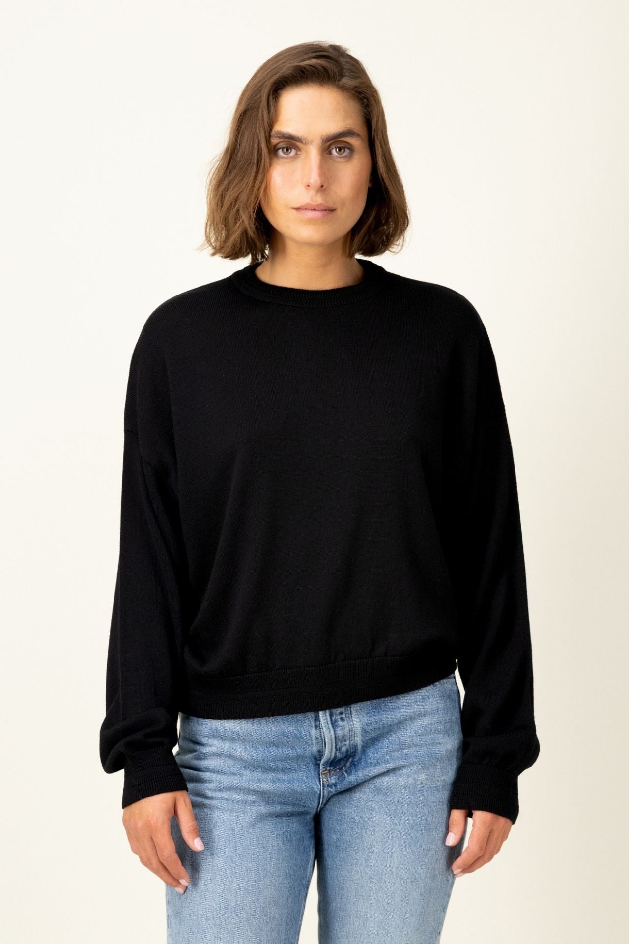 Produit Méliné round neck sweater confectionné par la marque Parisienne Tricots Jean Marc 1972.