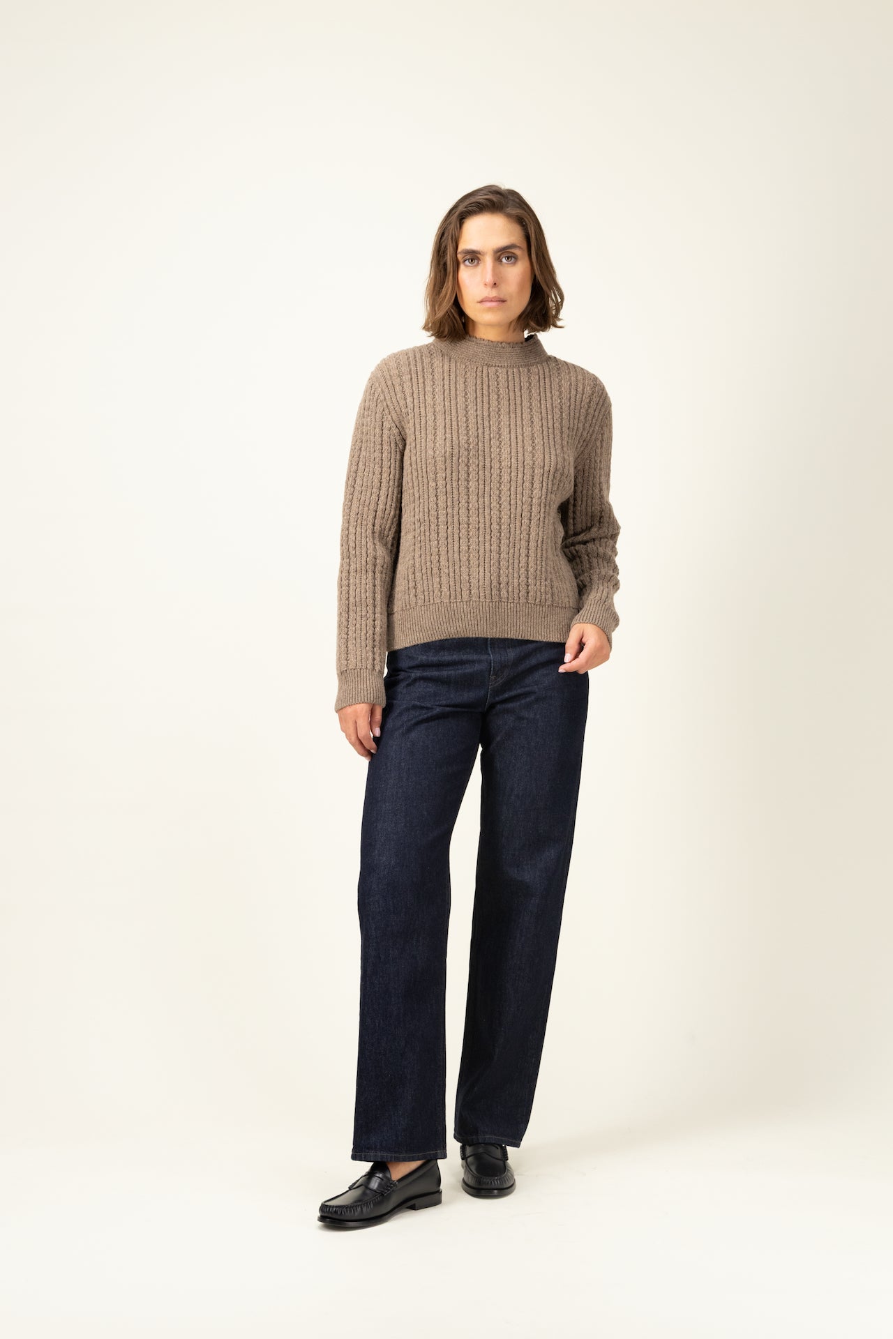 Produit Pull Méliné col rond Taupe confectionné par la marque Parisienne Tricots Jean Marc 1972.