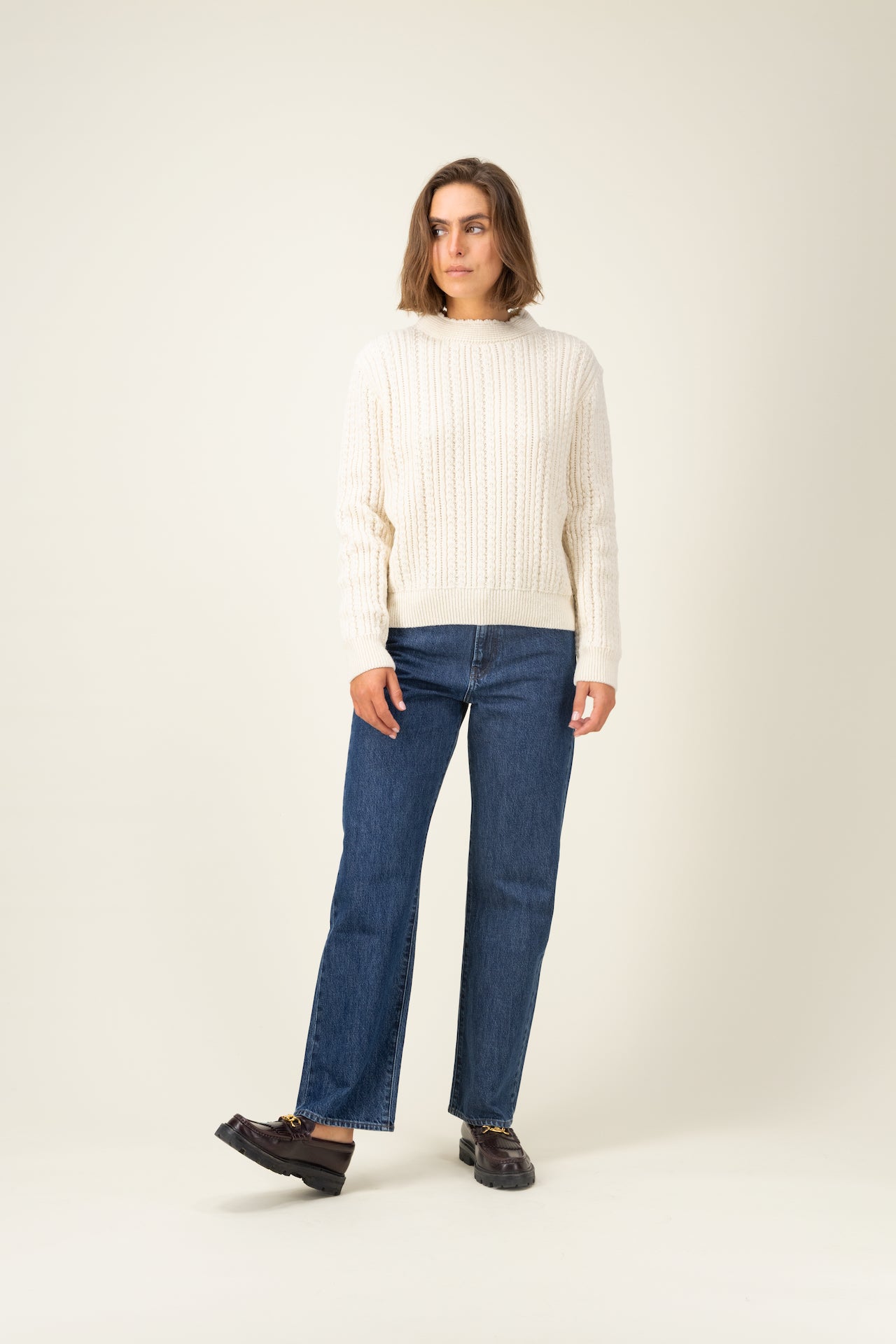 Produit Pull Méliné col rond écru confectionné par la marque Parisienne Tricots Jean Marc 1972.