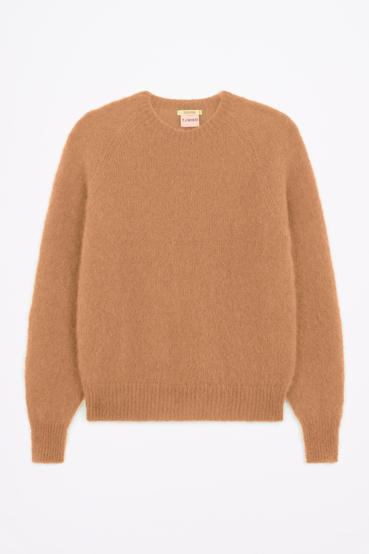 Produit Anouch col rond camel confectionné par la marque Parisienne Tricots Jean Marc 1972.