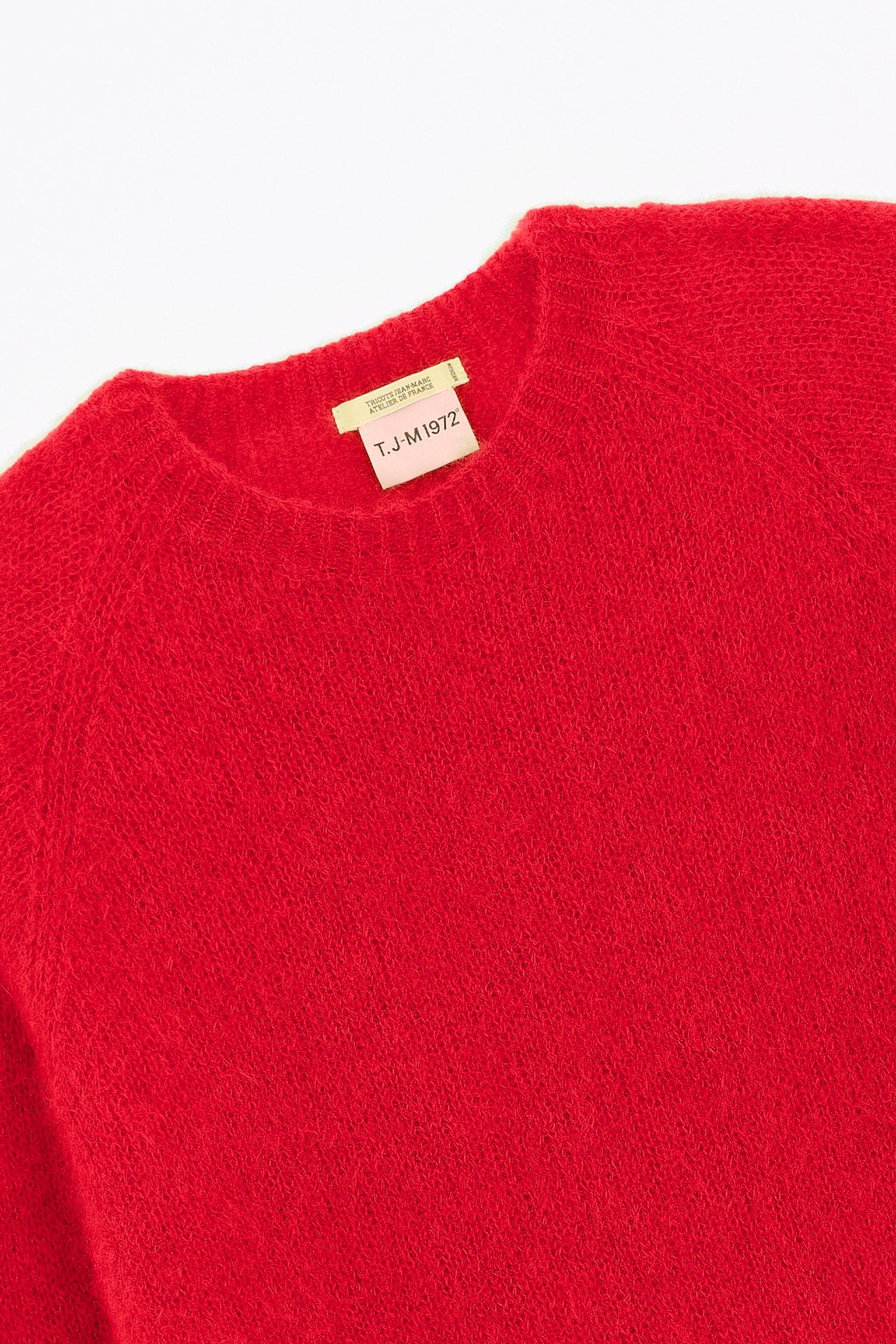 Produit Anouch col rond rouge confectionné par la marque Parisienne Tricots Jean Marc 1972.