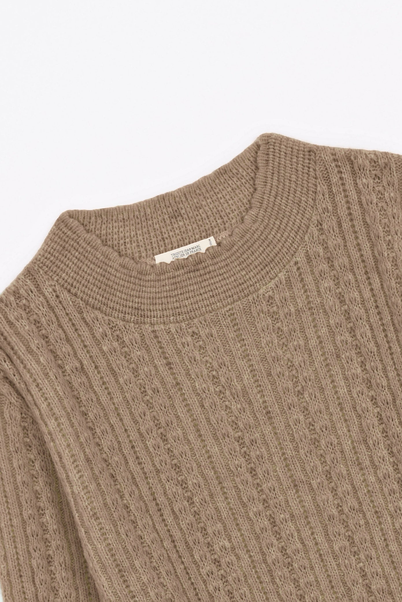 Produit Pull Méliné col rond taupe confectionné par la marque Parisienne Tricots Jean Marc 1972.