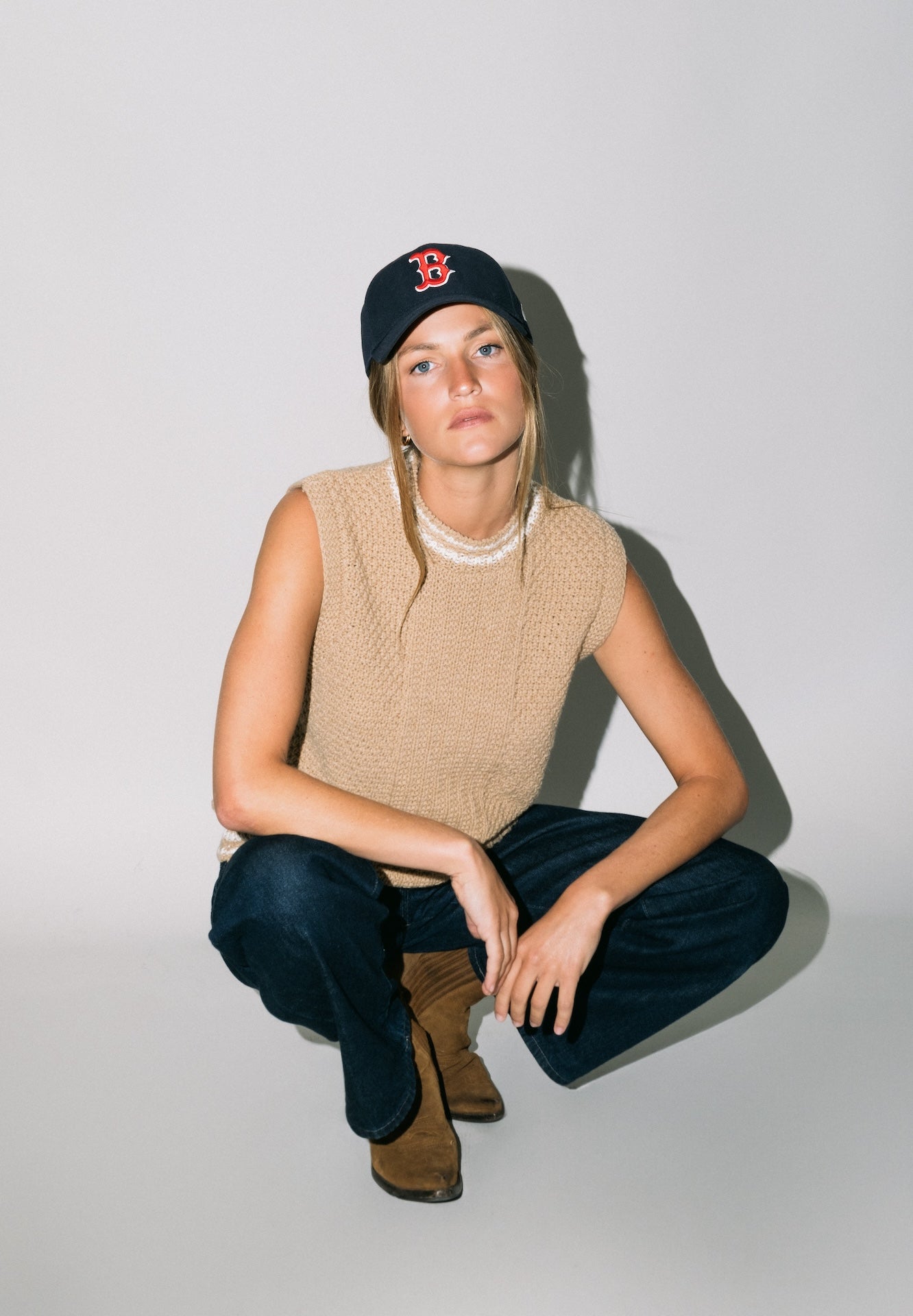 Produit Débardeur Méliné Camel / Écru confectionné par la marque Parisienne Tricots Jean Marc 1972.