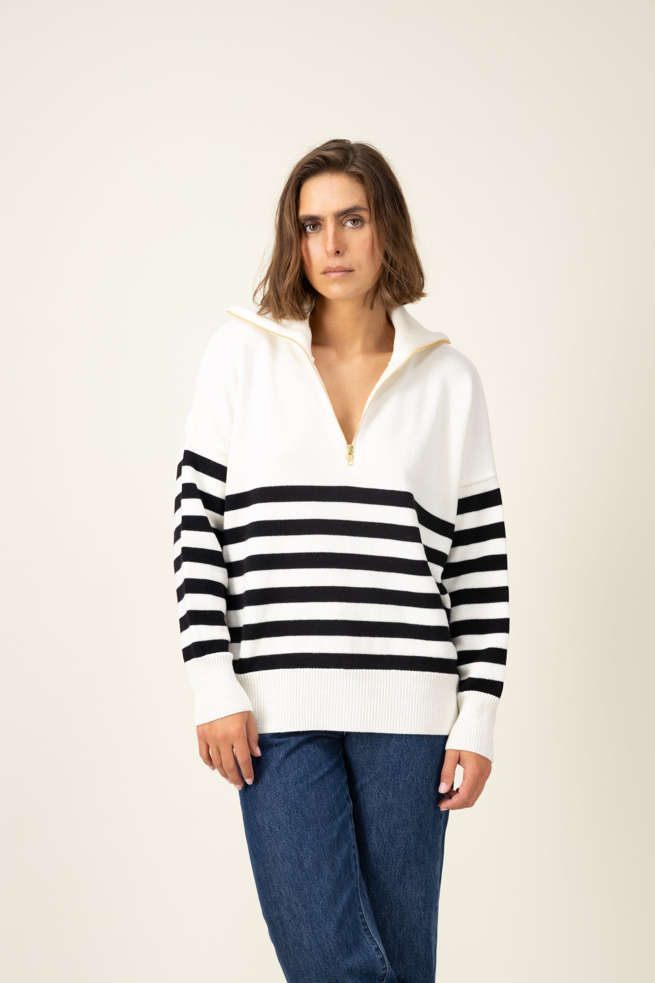 Produit Pull Aïda col zippé confectionné par la marque Parisienne Tricots Jean Marc 1972.