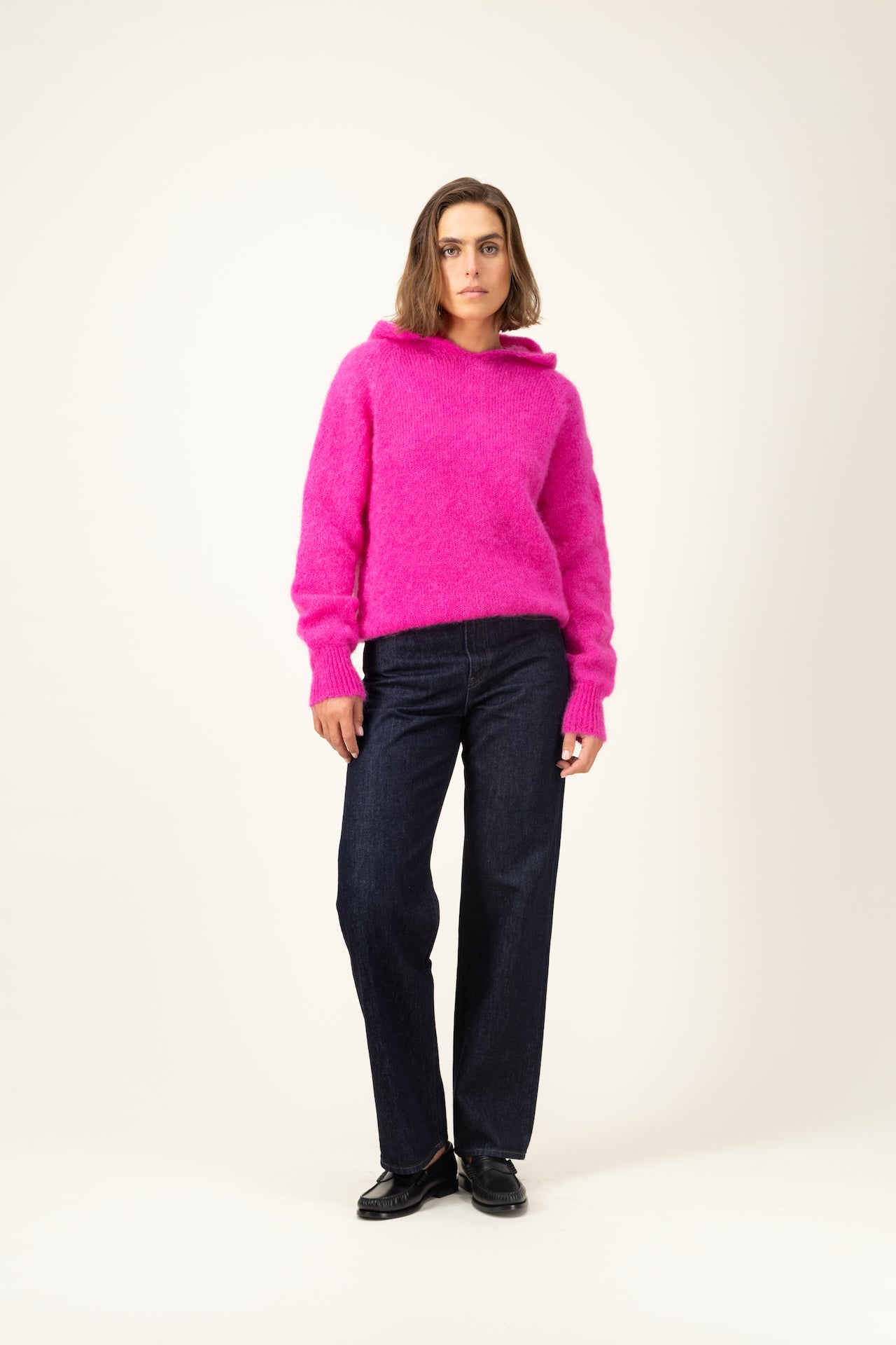 Produit Anouch capuche fuchsia confectionné par la marque Parisienne Tricots Jean Marc 1972.