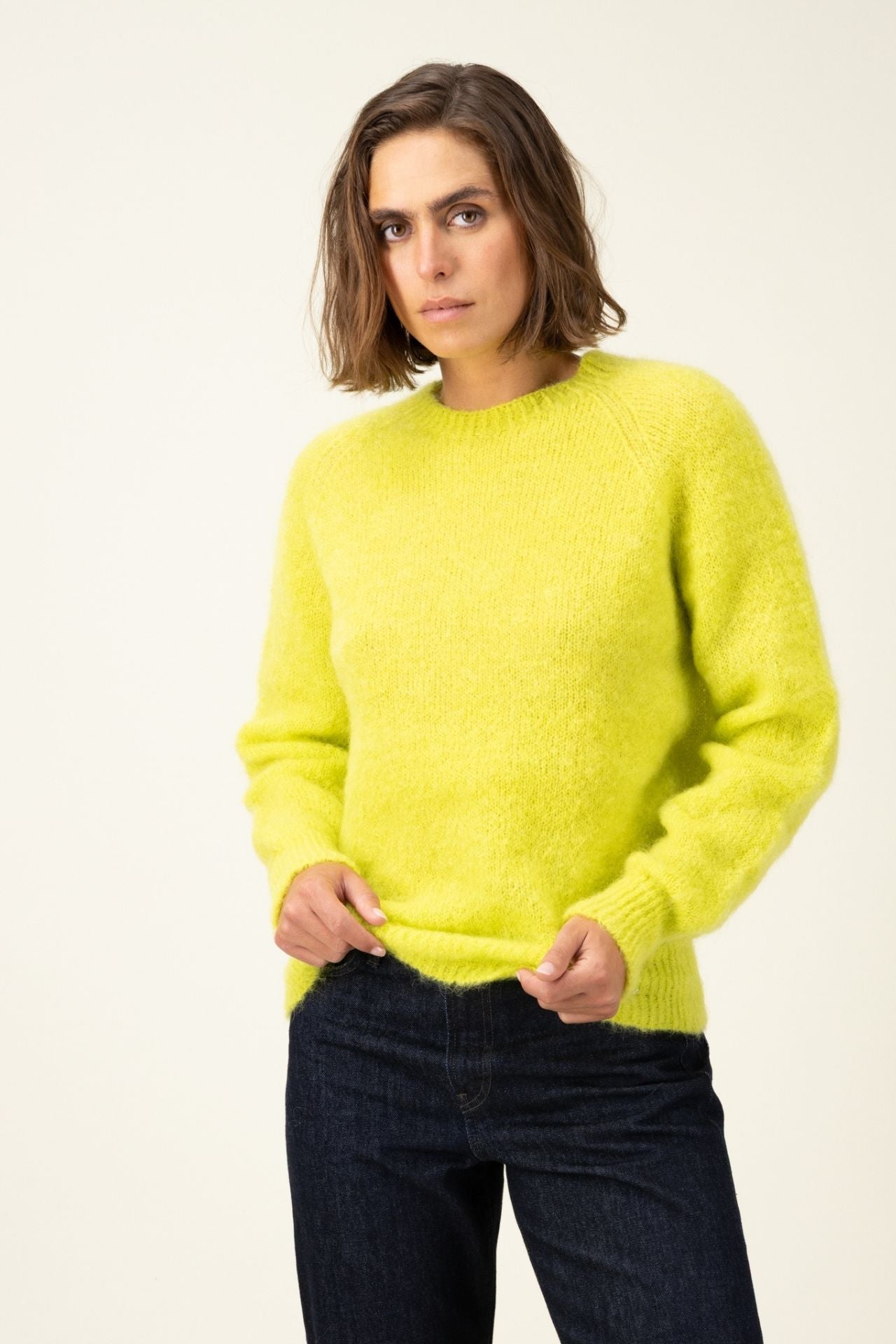 Produit Anouch round neck sweater confectionné par la marque Parisienne Tricots Jean Marc 1972.