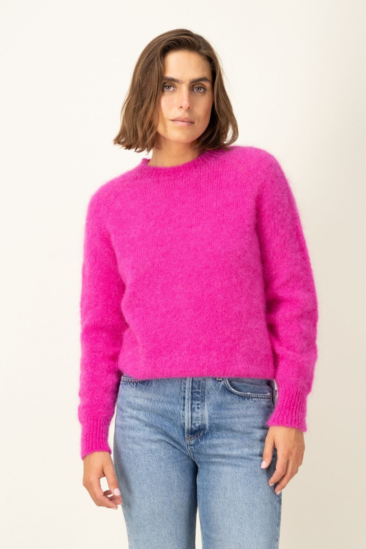 Produit Anouch round neck sweater confectionné par la marque Parisienne Tricots Jean Marc 1972.