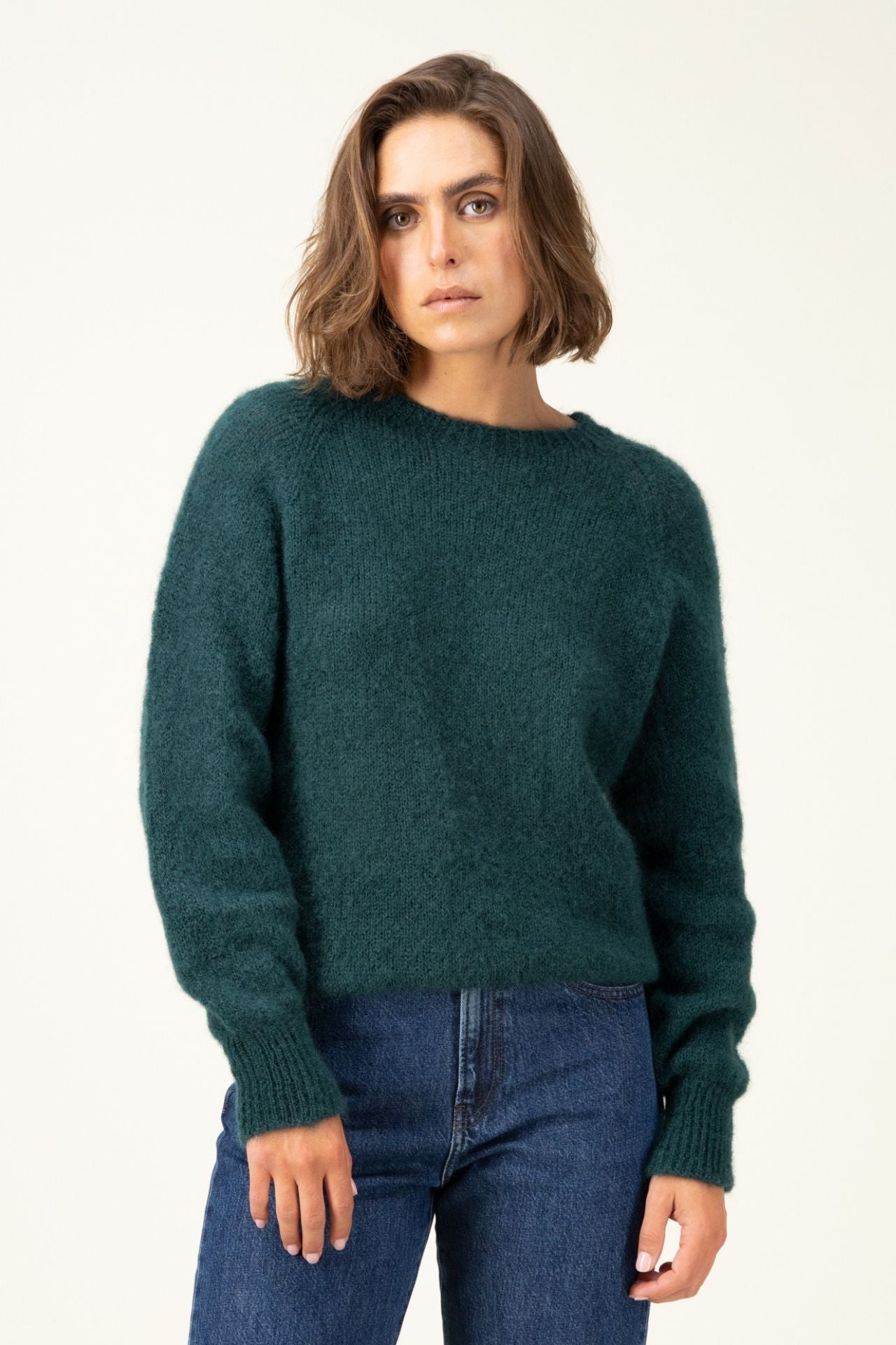 Produit Anouch round neck sweater confectionné par la marque Parisienne Tricots Jean Marc 1972.