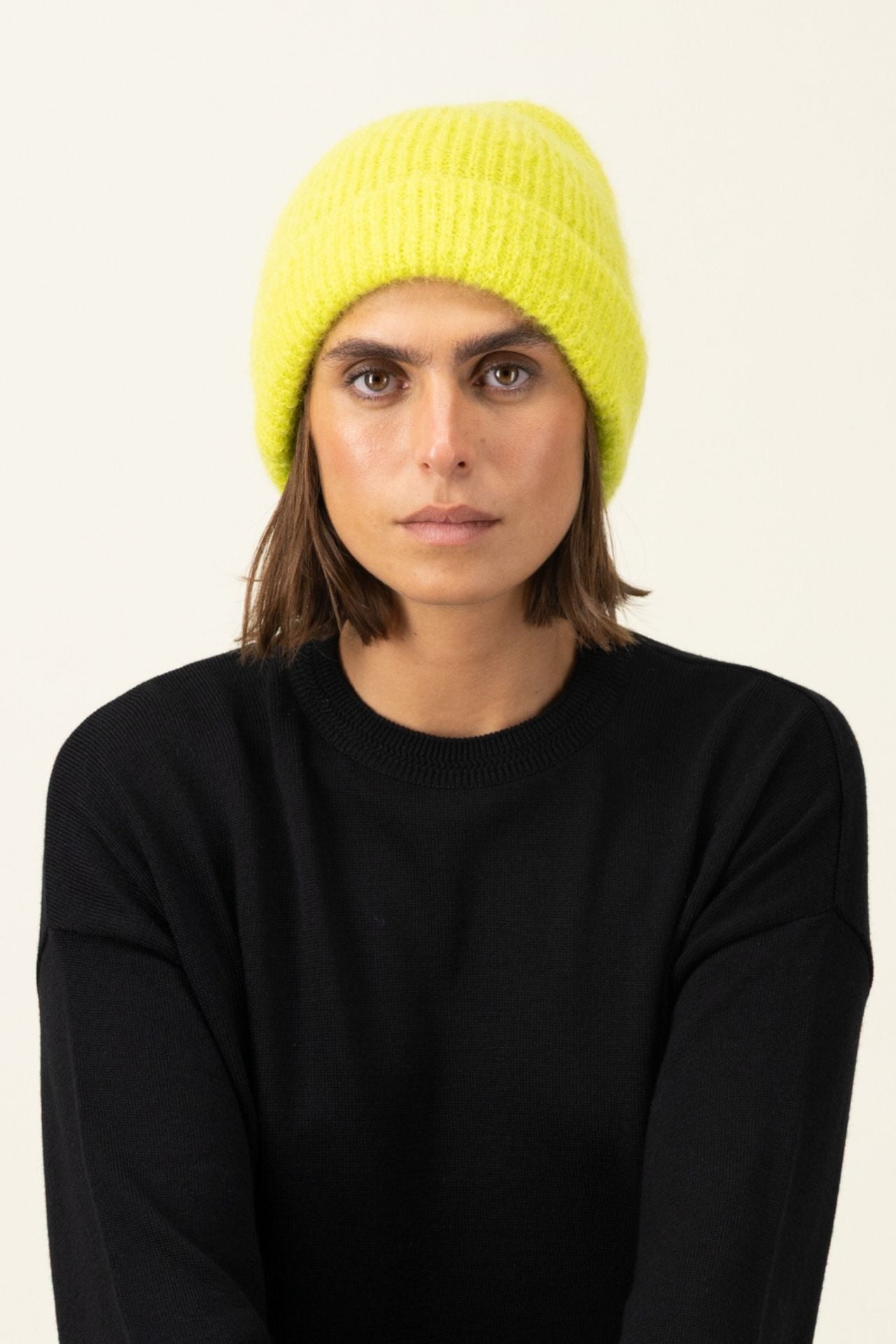 Produit Bonnet Anouch confectionné par la marque Parisienne Tricots Jean Marc 1972.