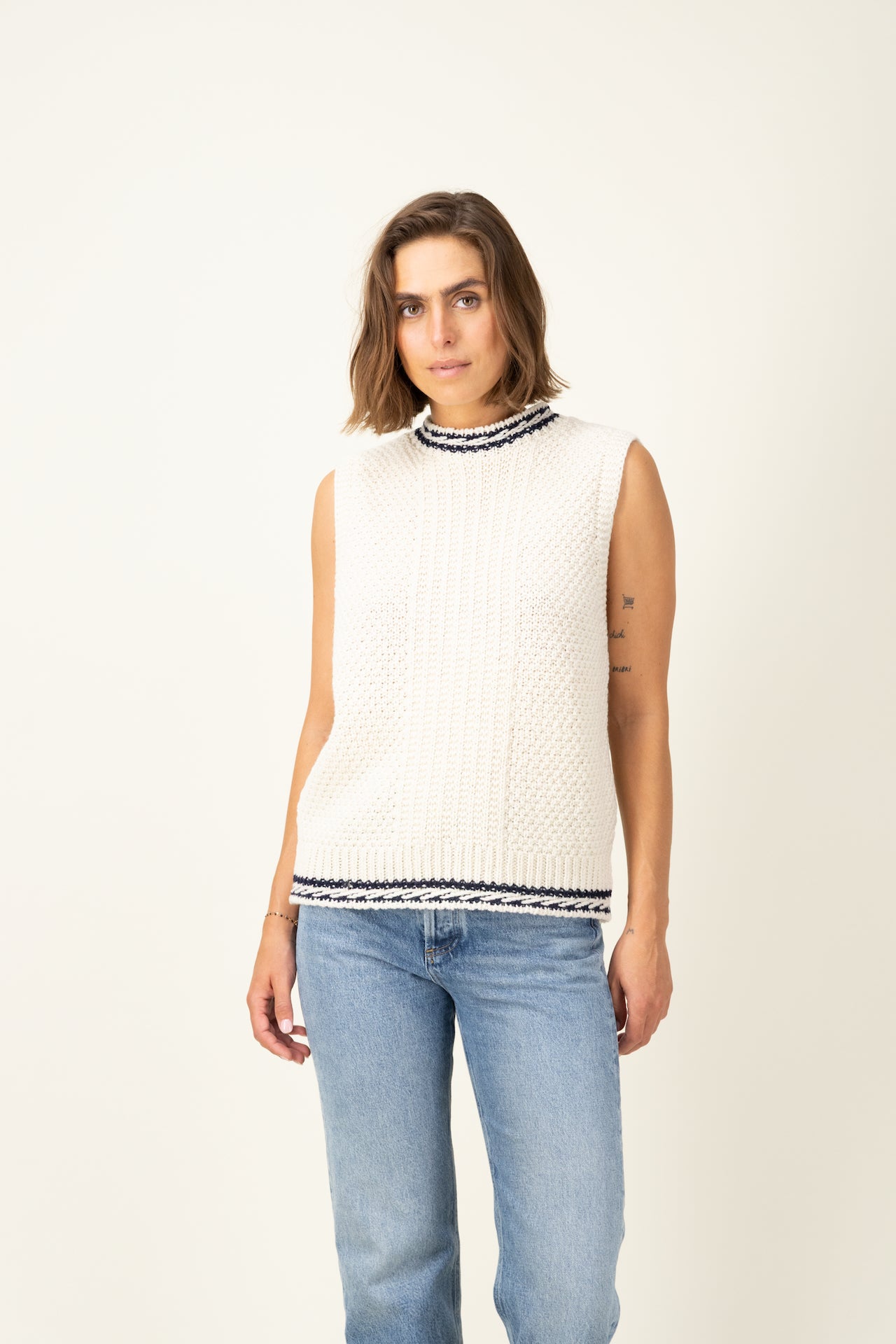 Produit Débardeur Méliné confectionné par la marque Parisienne Tricots Jean Marc 1972.