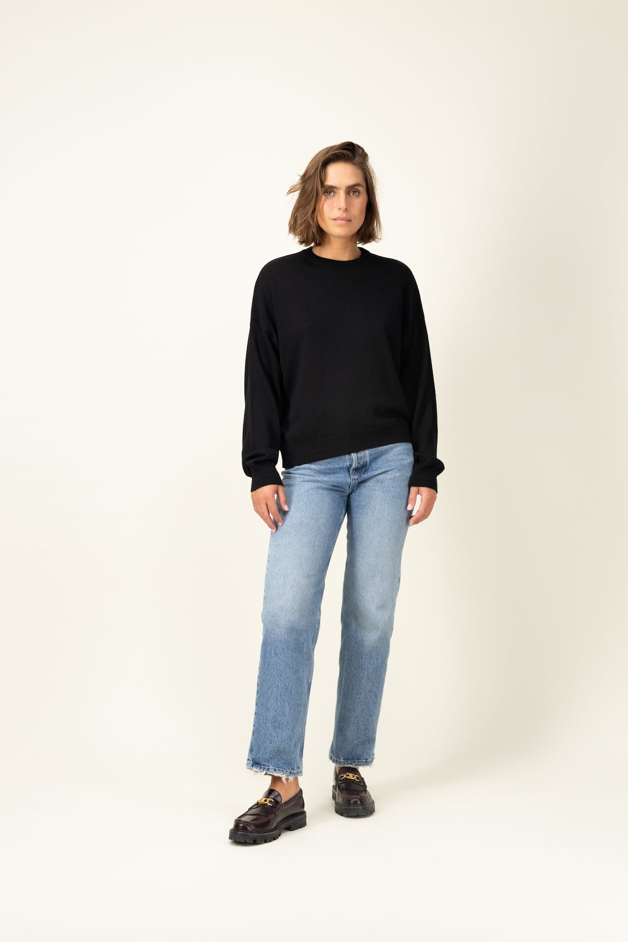 Produit Loucine col rond Noir confectionné par la marque Parisienne Tricots Jean Marc 1972.