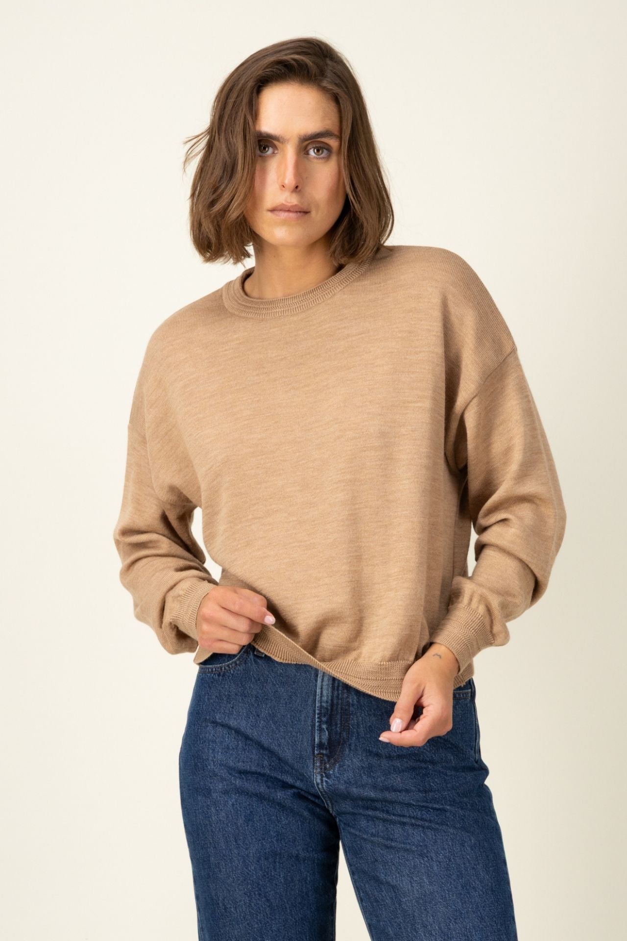 Produit Méliné round neck sweater confectionné par la marque Parisienne Tricots Jean Marc 1972.