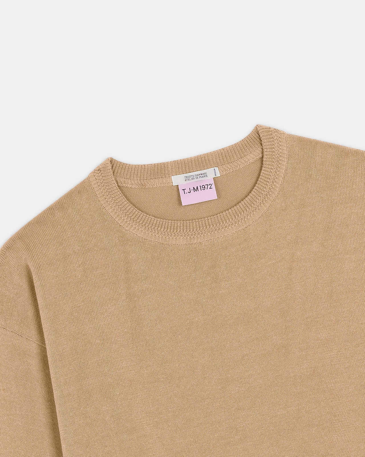 Produit Loucine col rond Camel confectionné par la marque Parisienne Tricots Jean Marc 1972.