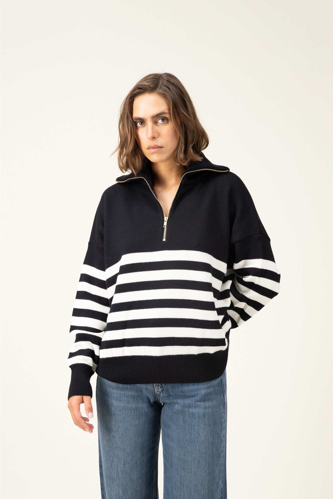 Produit Pull Aïda col zippé confectionné par la marque Parisienne Tricots Jean Marc 1972.
