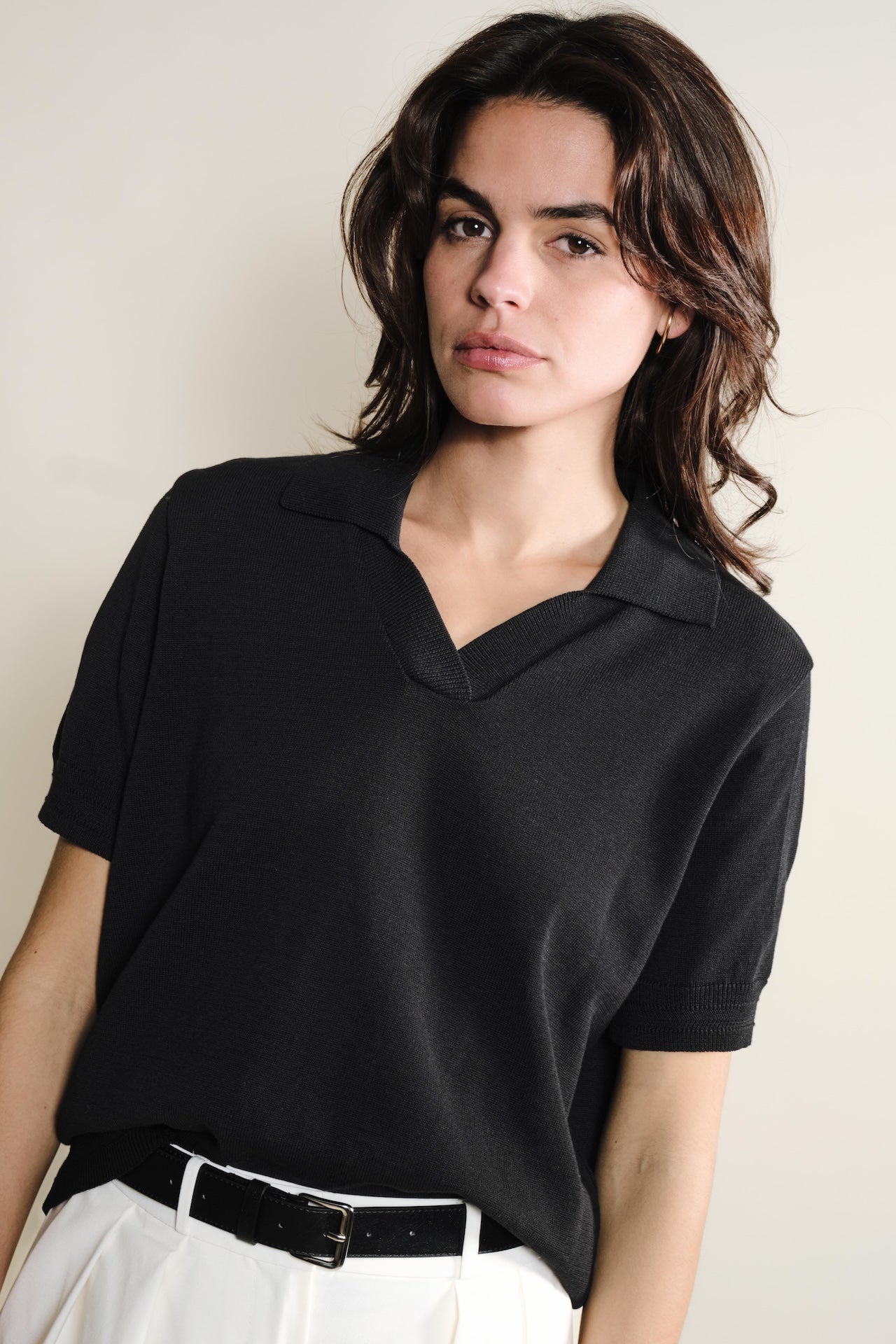 Produit Polo Loucine Noir confectionné par la marque Parisienne Tricots Jean Marc 1972.