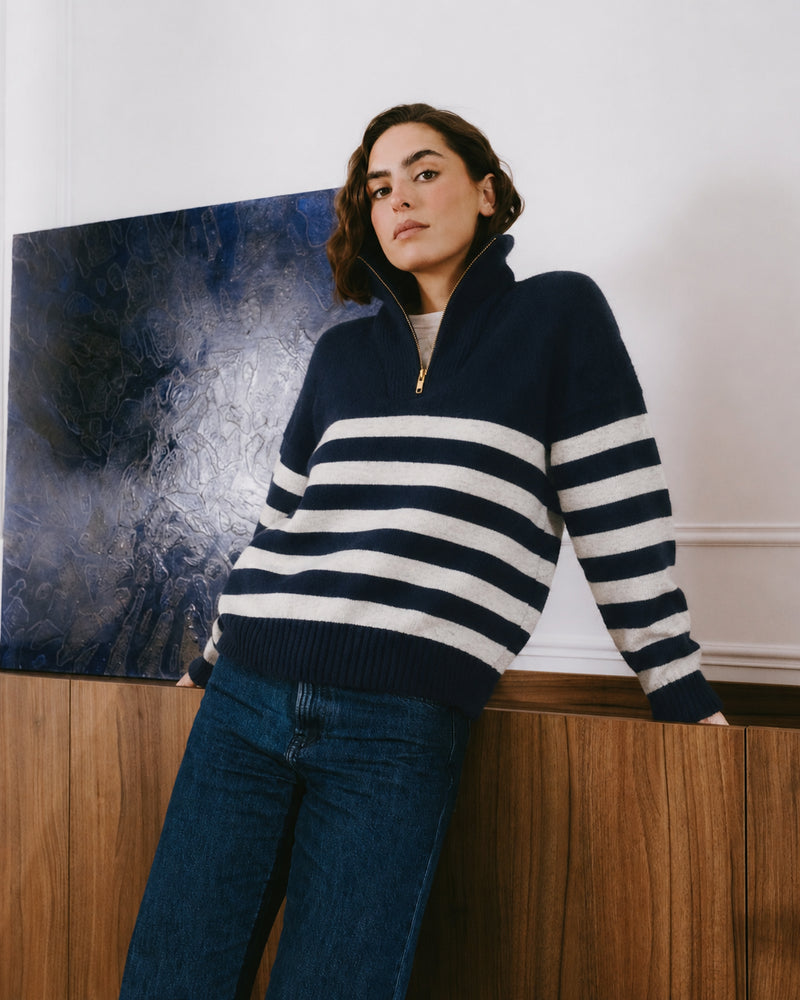 Produit {{ product_title }} tricoté par la marque Parisienne Tricots Jean Marc 1972.